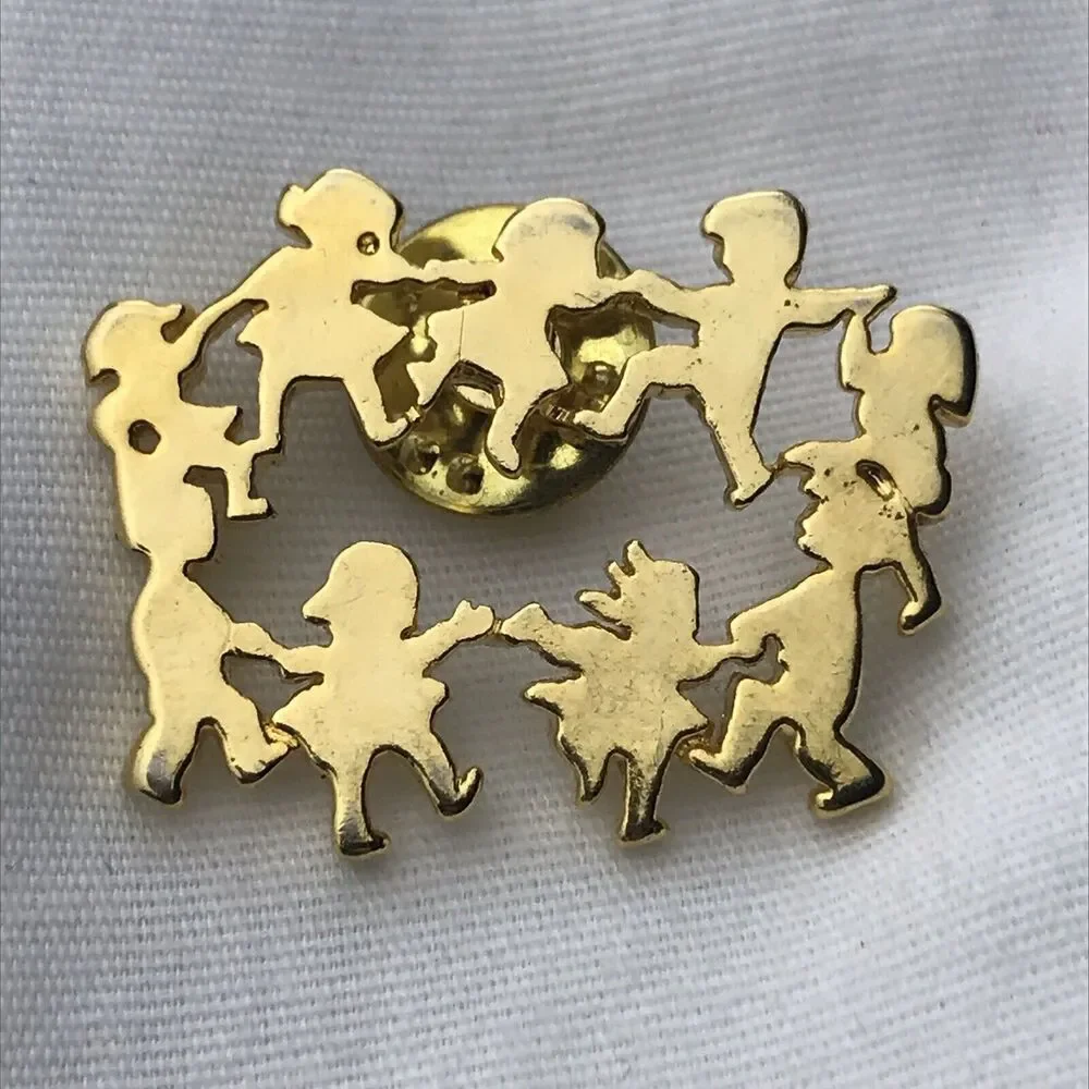 Ring Around The Rosey CTPM Gold Tone Pin Brooch Kids Children Playing Holding